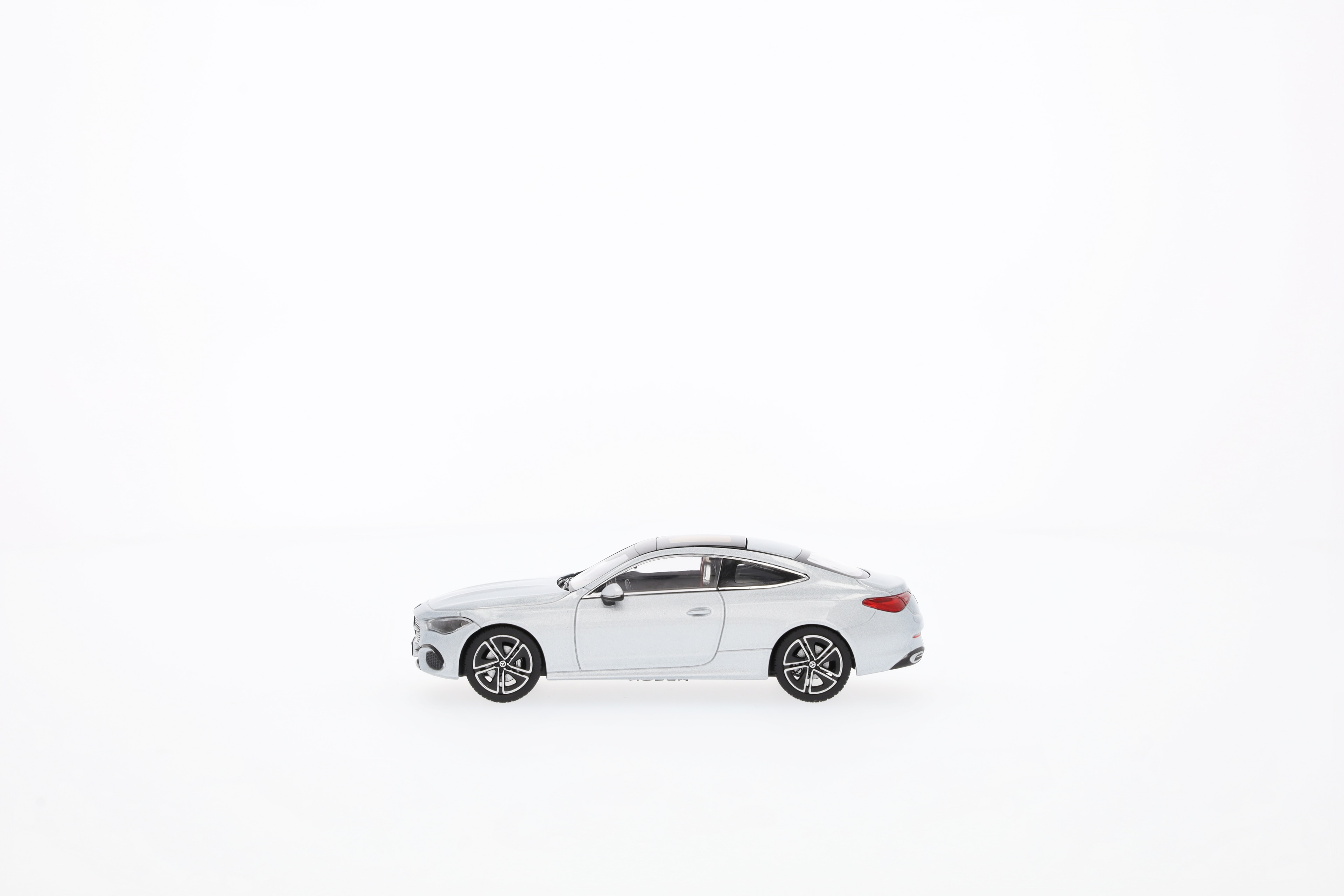 CLE coupé, AVANTGARDE, C236 - hightechzilver, Norev, 1:43