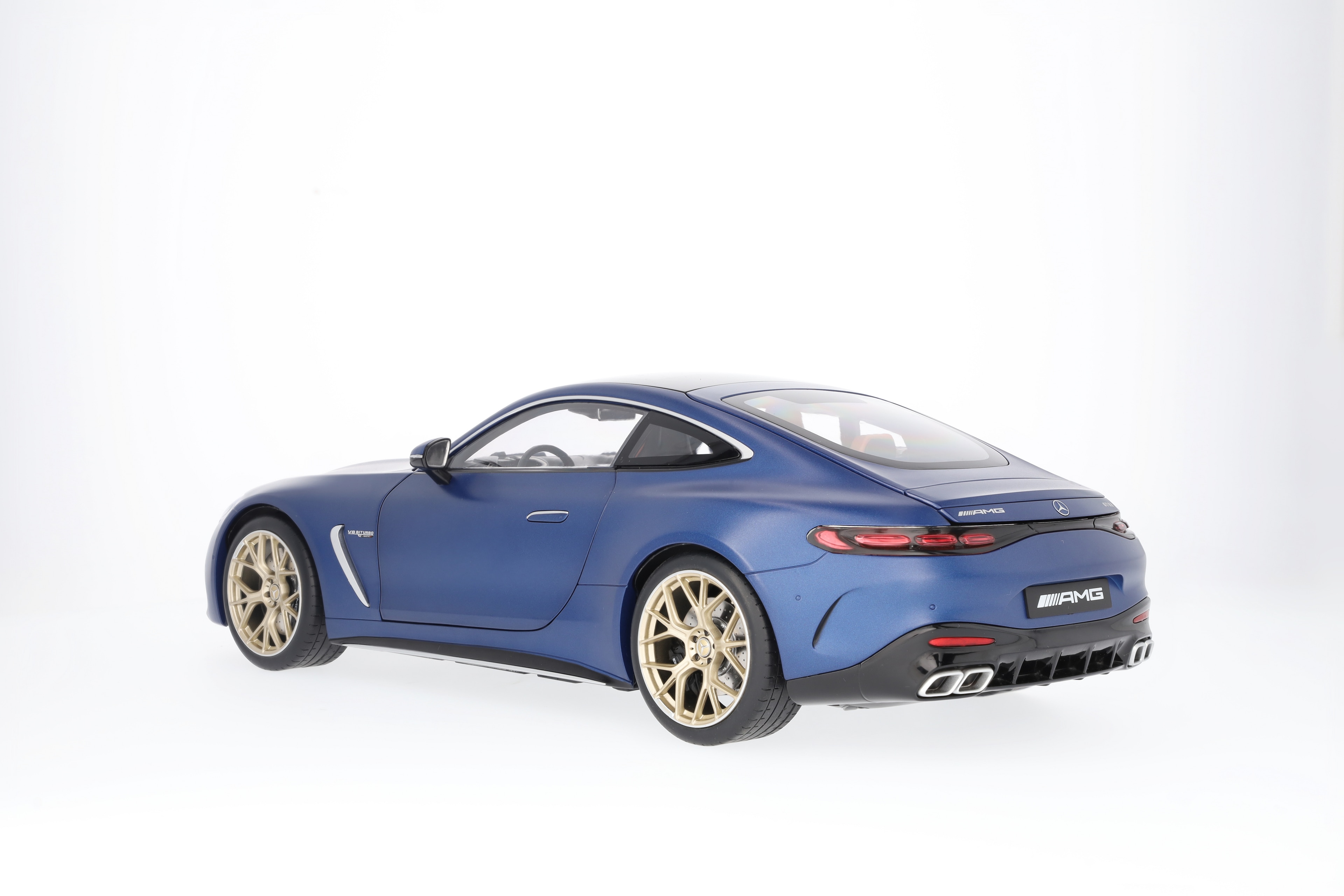 Mercedes-AMG GT 63 4MATIC+ - MANUFAKTUR spectraalblauw magno, NZG, 1:12