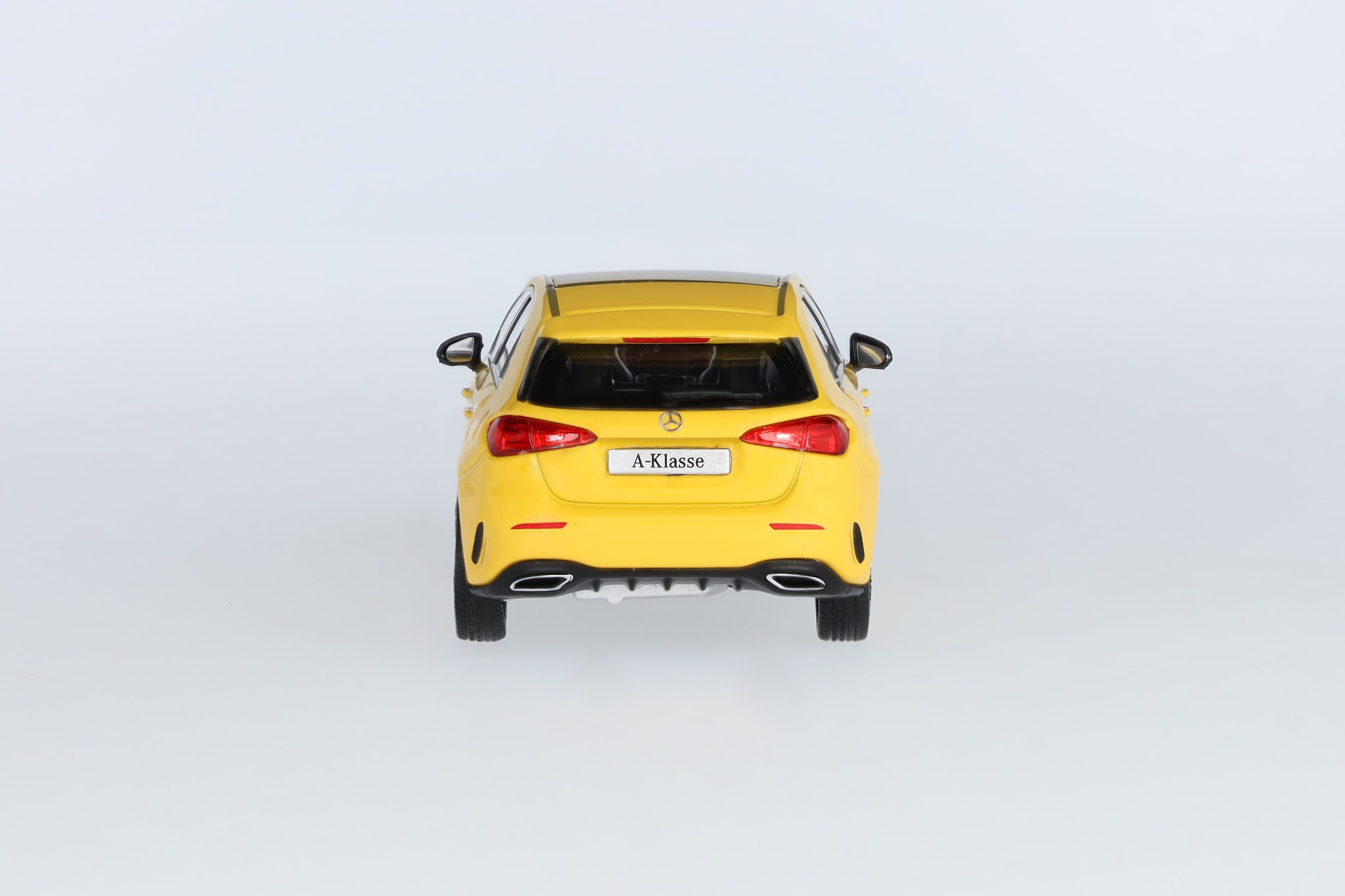 A-Klasse, Compacte limousine, AMG Line, W177 - zonnegeel, Minimax, 1:43