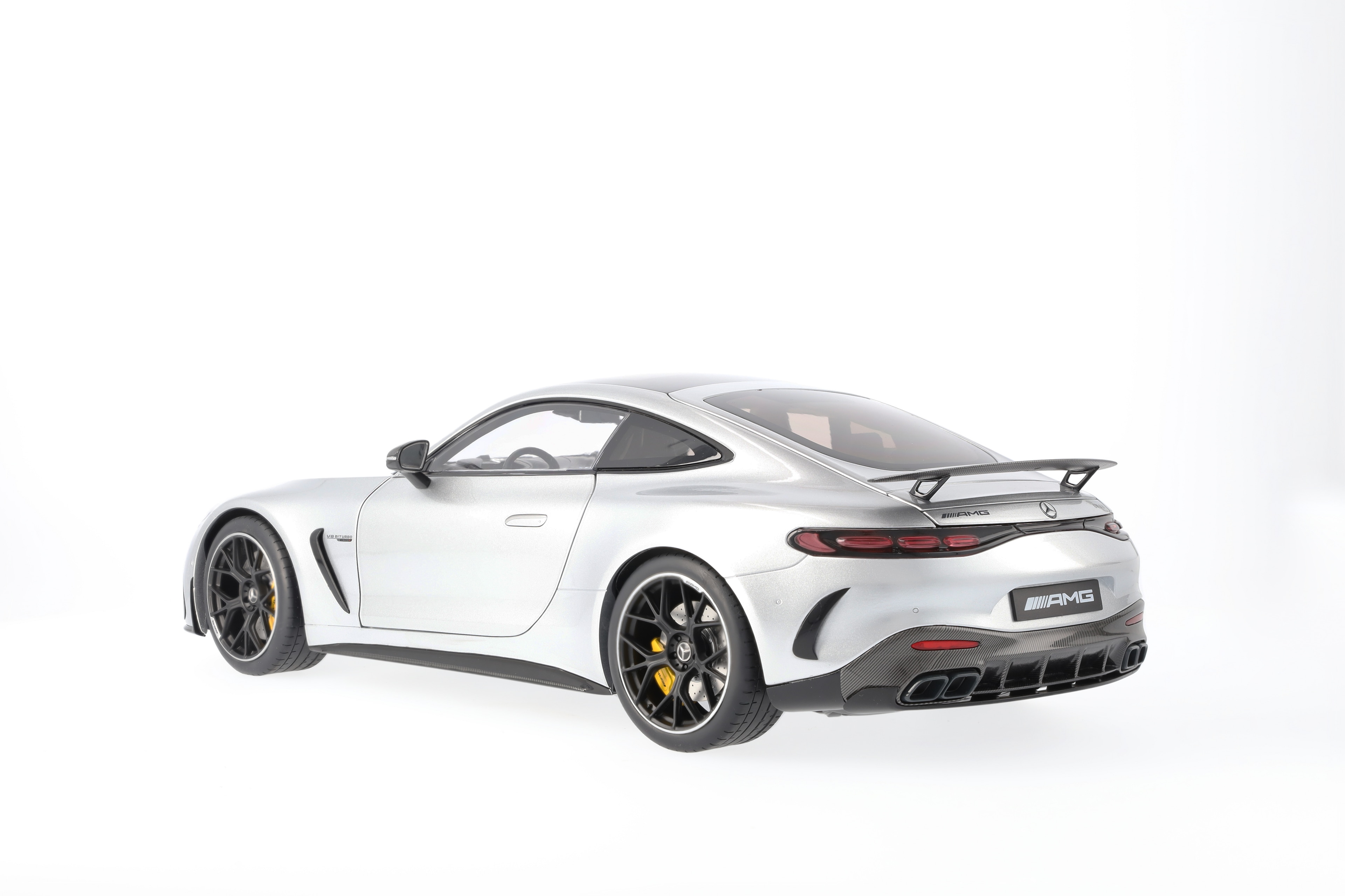 Mercedes-AMG GT 63 4MATIC+ - hightechzilver, NZG, 1:12